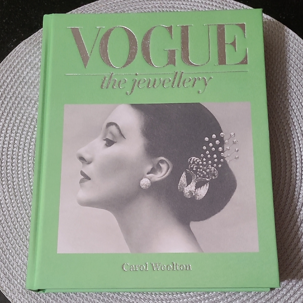 VOGUE The Jewellery